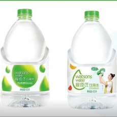 屈臣氏矿泉水